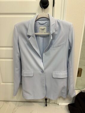 Abercrombie & Fitch Women's Pale Blue Single-Button Blazer